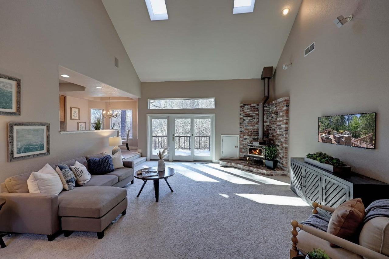 Walgra_Meadows_Cir_Meadow_Vista_6