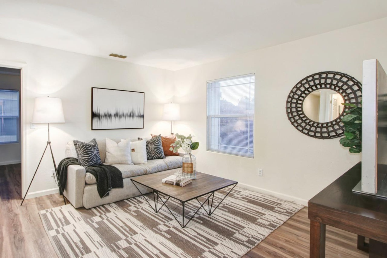 Winamac_Dr_Sacramento_10