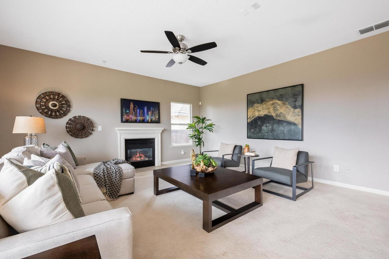 Woodleigh_Ln_Cameron_Park_2