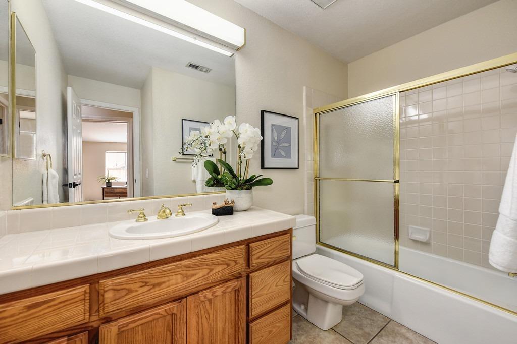 duxbury_way_folsom_14