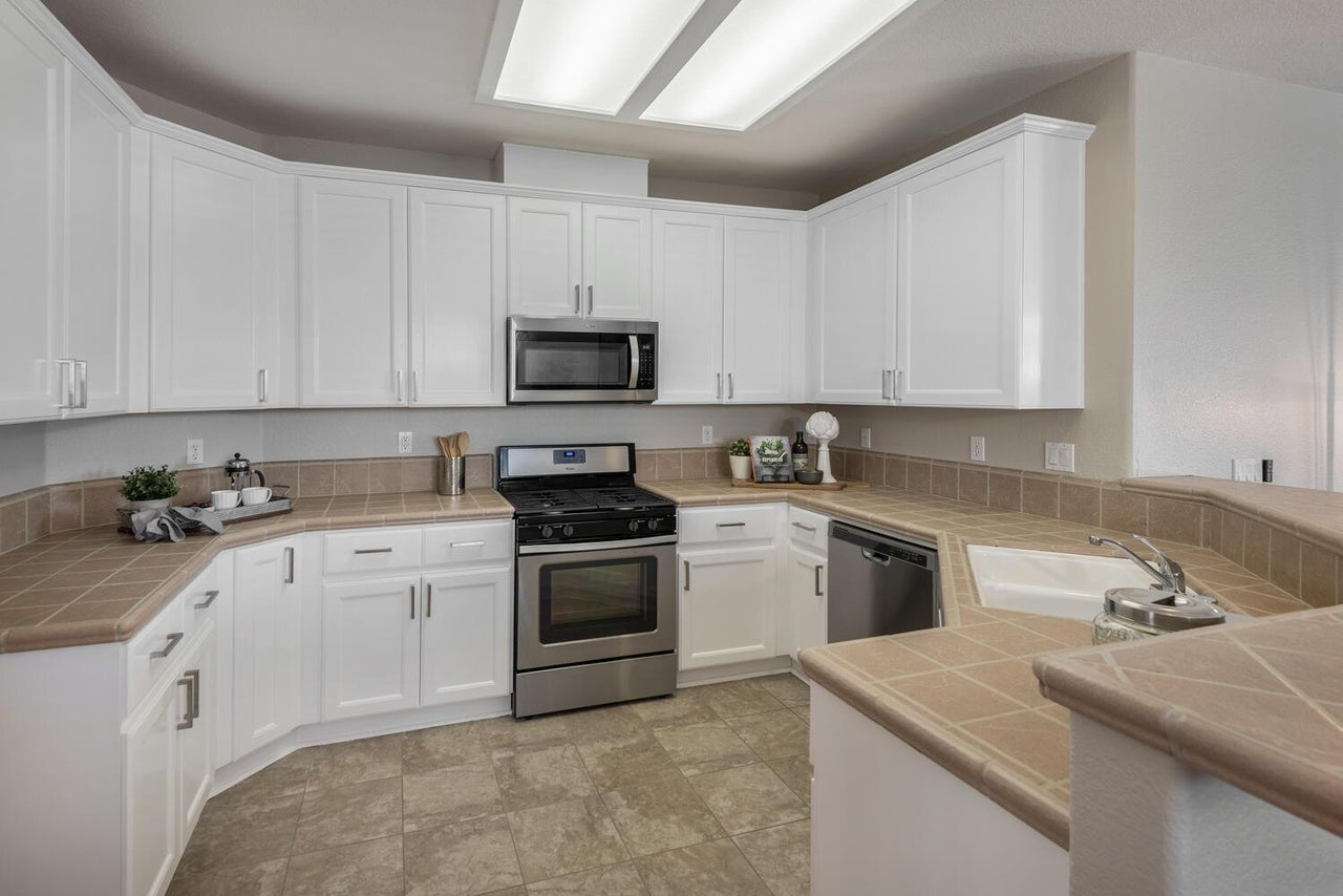 elmwood_ct_roseville_8