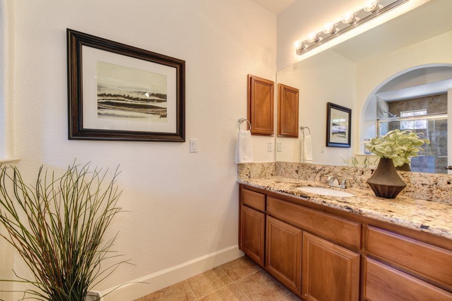 pleasant_creek_dr_rocklin_11