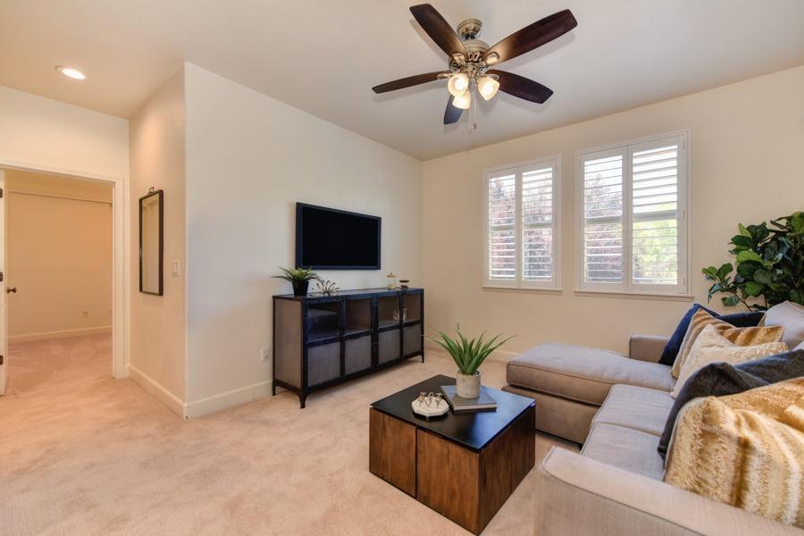 pleasant_creek_dr_rocklin_13