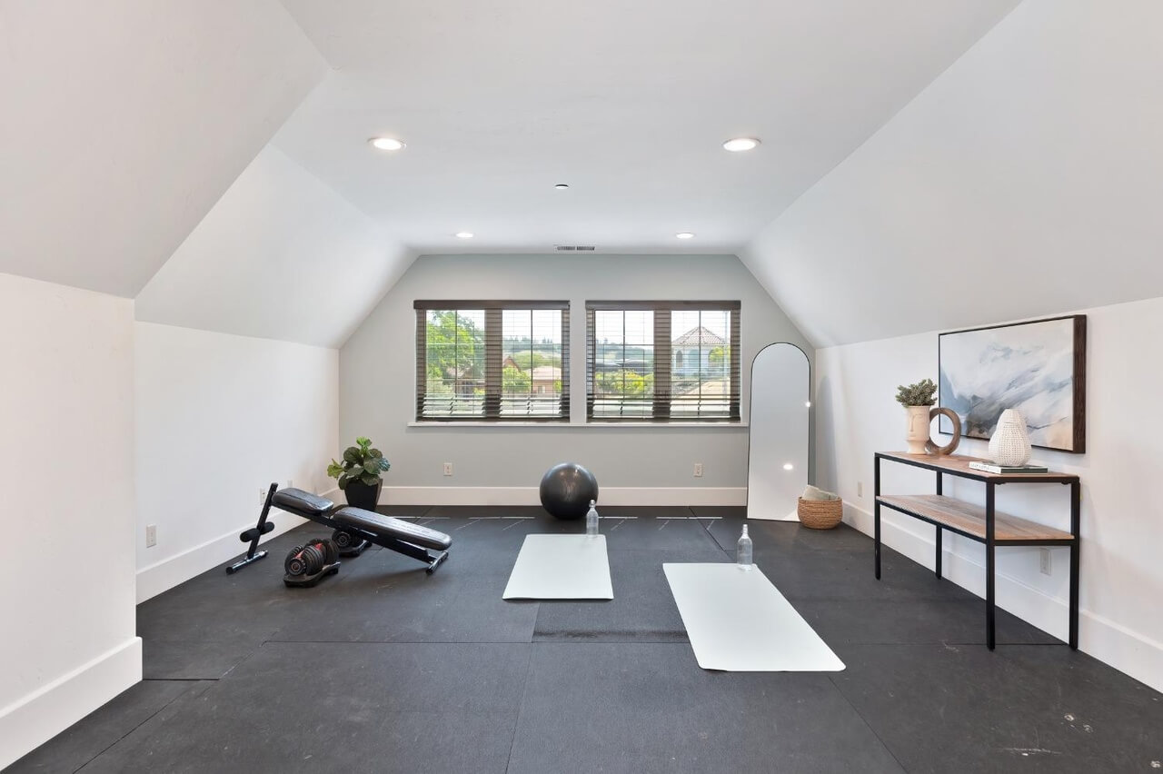 Sundahl Dr, Folsom | Premiere Home Staging & Design