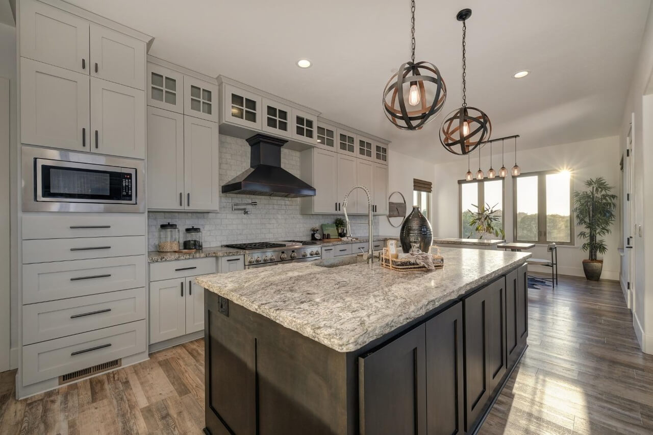 621 Sundahl Dr, Folsom (21)