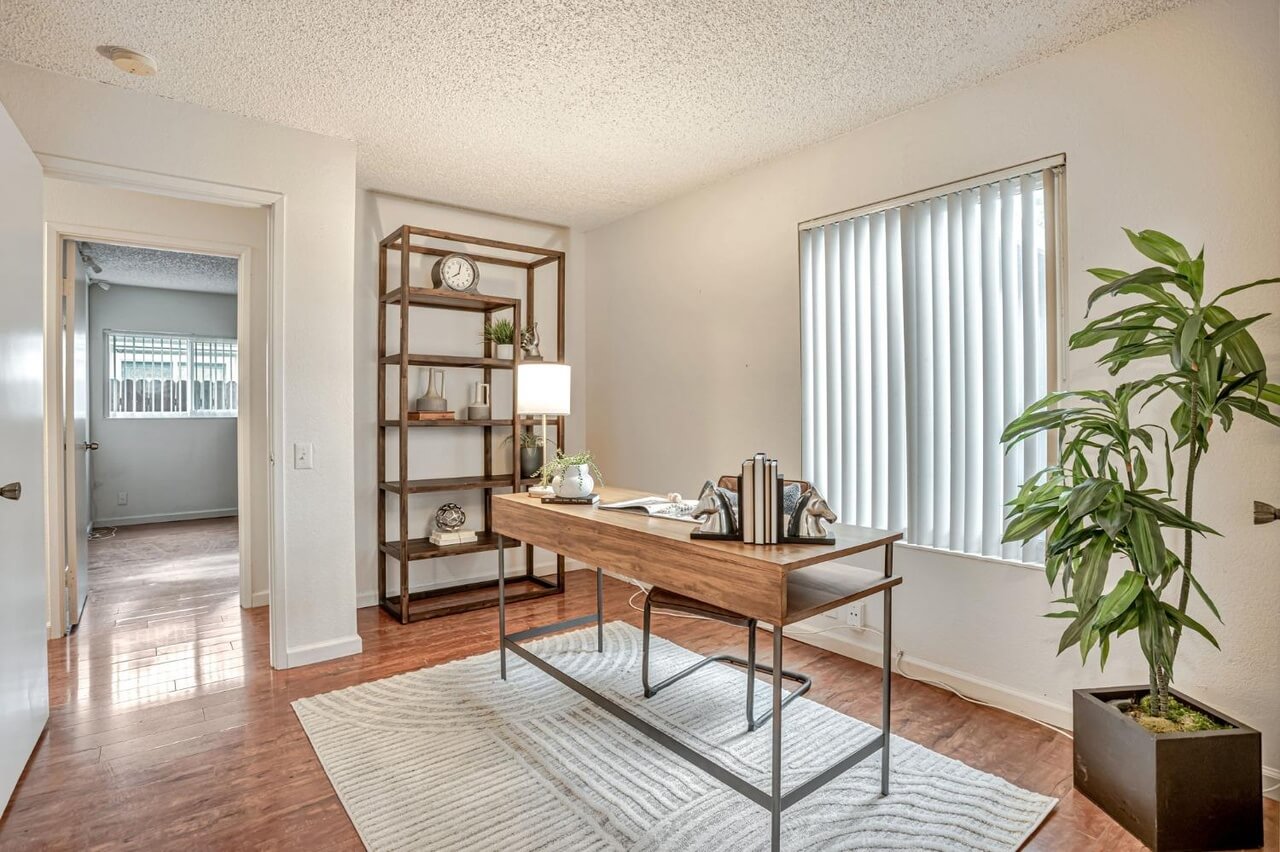 Mirandy Drive, Sacramento | Premiere Home Staging & Design
