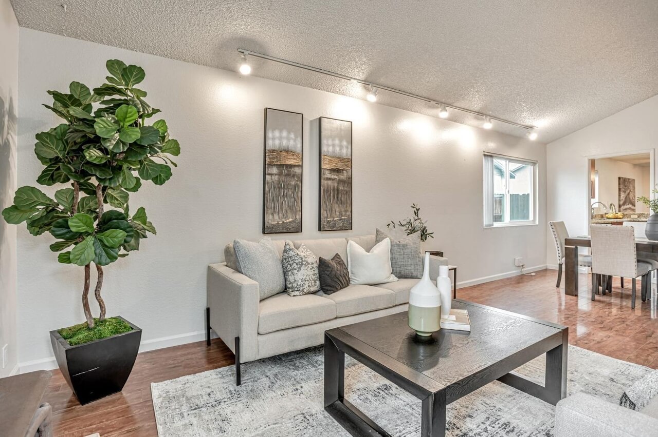 Mirandy Drive, Sacramento | Premiere Home Staging & Design
