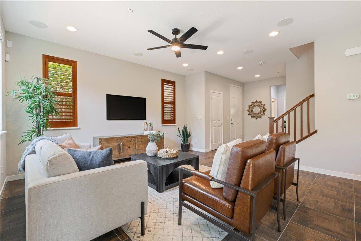 Oakbriar Cir, Roseville | Premiere Home Staging & Design