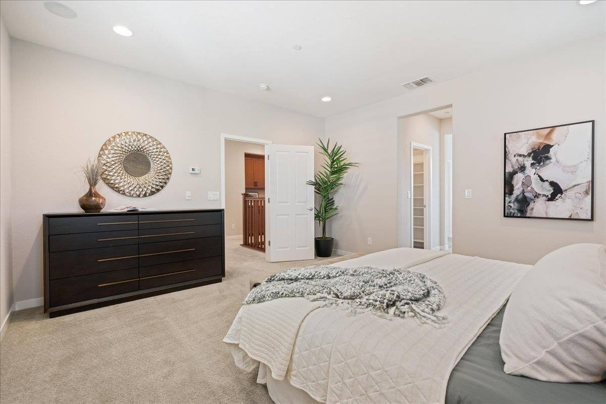 Oakbriar Cir, Roseville | Premiere Home Staging & Design