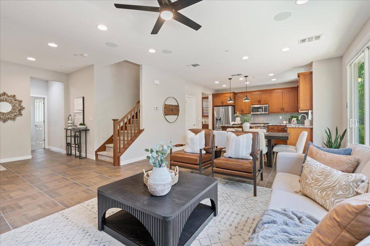 Oakbriar Cir, Roseville | Premiere Home Staging & Design