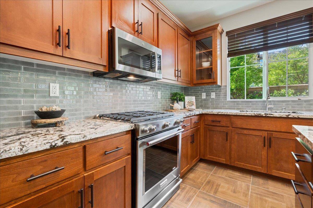 Oakbriar Cir, Roseville | Premiere Home Staging & Design