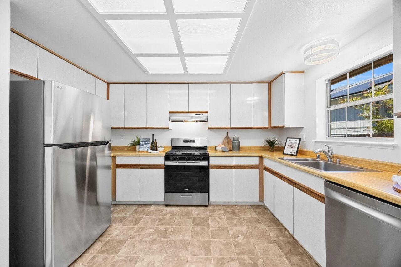 Oxford Ct, Cameron Park | Premiere Home Staging