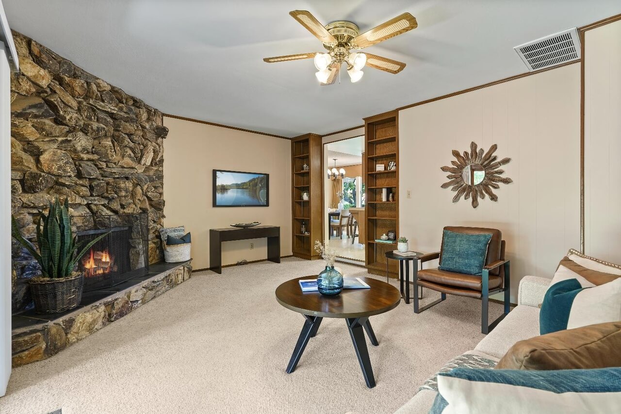 Scenic Oak Ct, Carmichael | Premiere Home Staging & Design