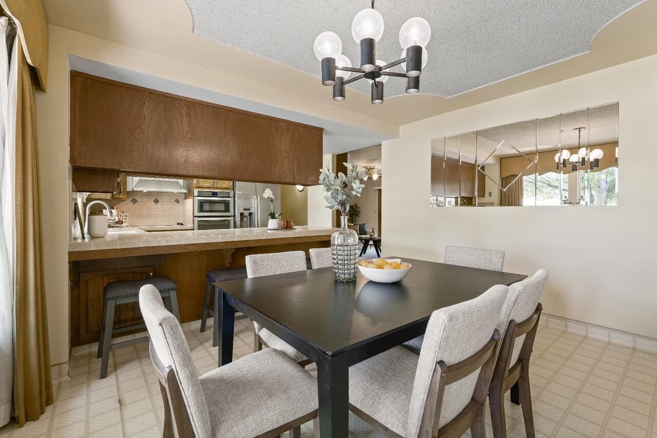 Scenic Oak Ct, Carmichael | Premiere Home Staging & Design