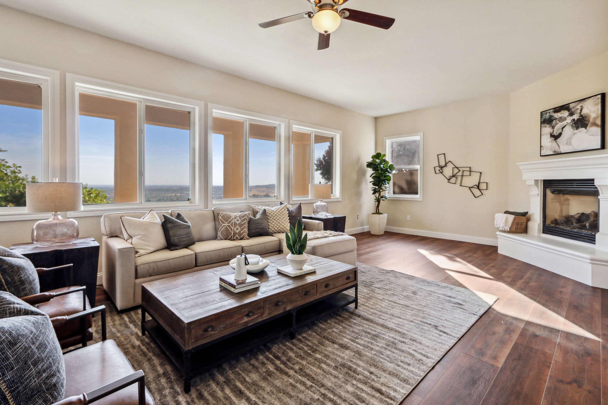 Vinicola Ct, El Dorado Hills - Premiere Home Staging & Design