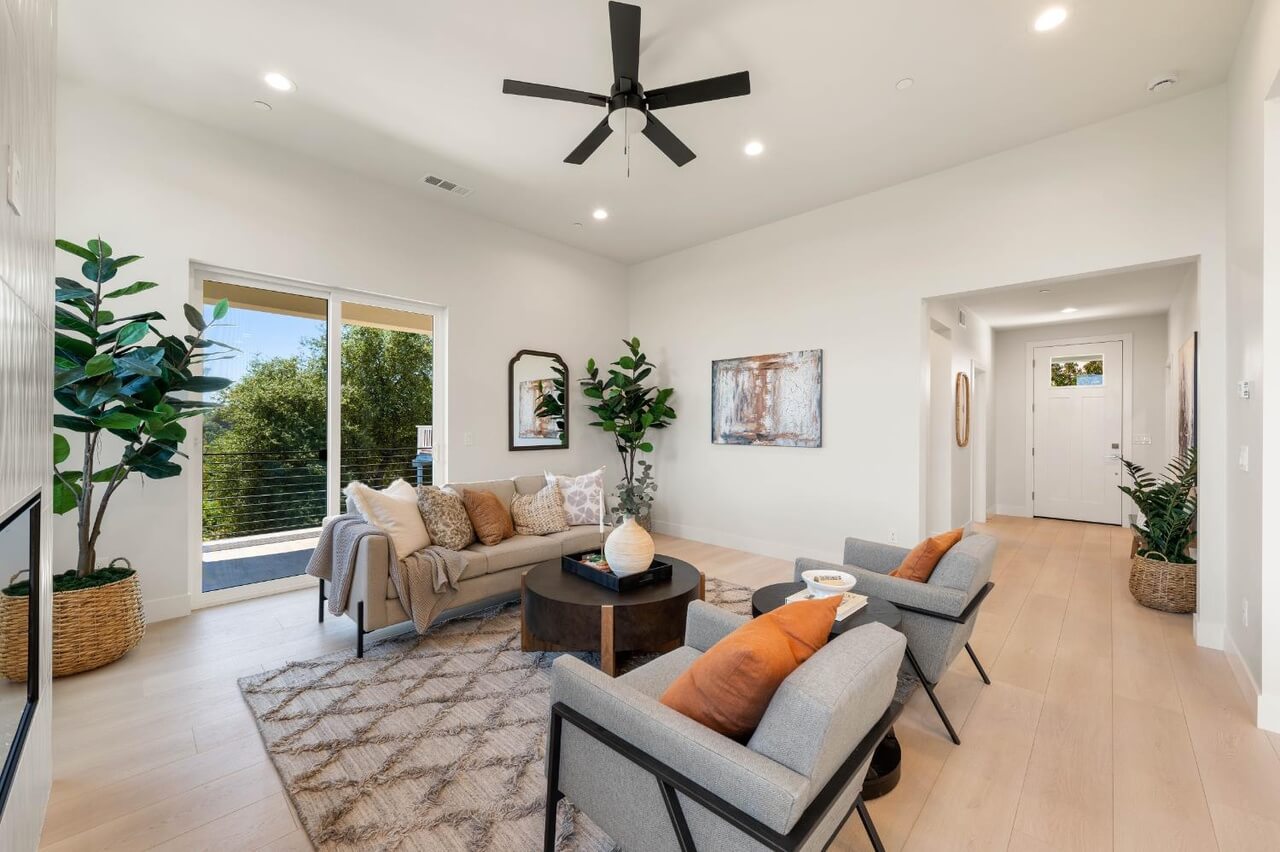 Swenson Ct, Auburn - Premiere Home Staging & Design