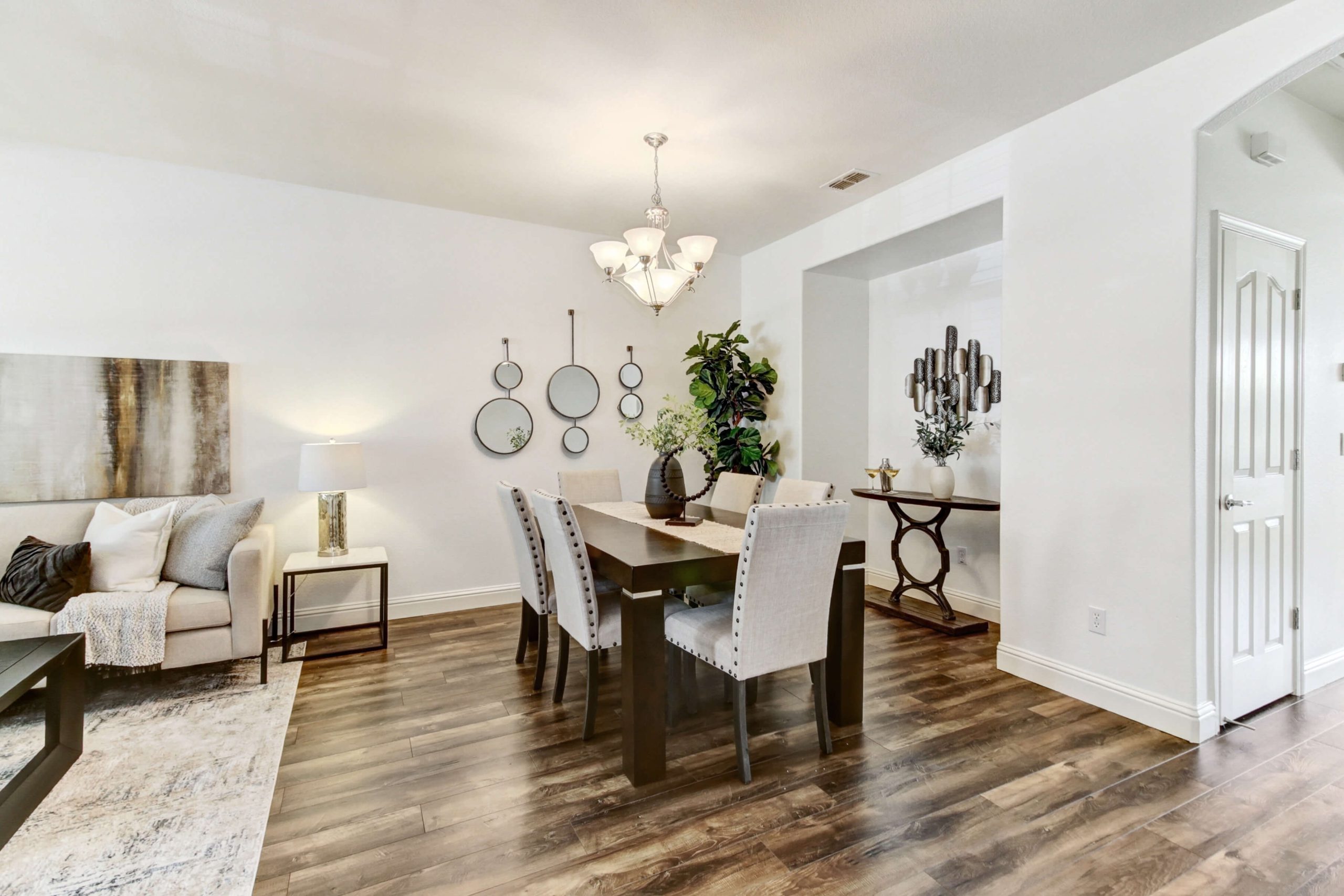 Brook Valley Way, Rancho Cordova - Premiere Home Staging & Design