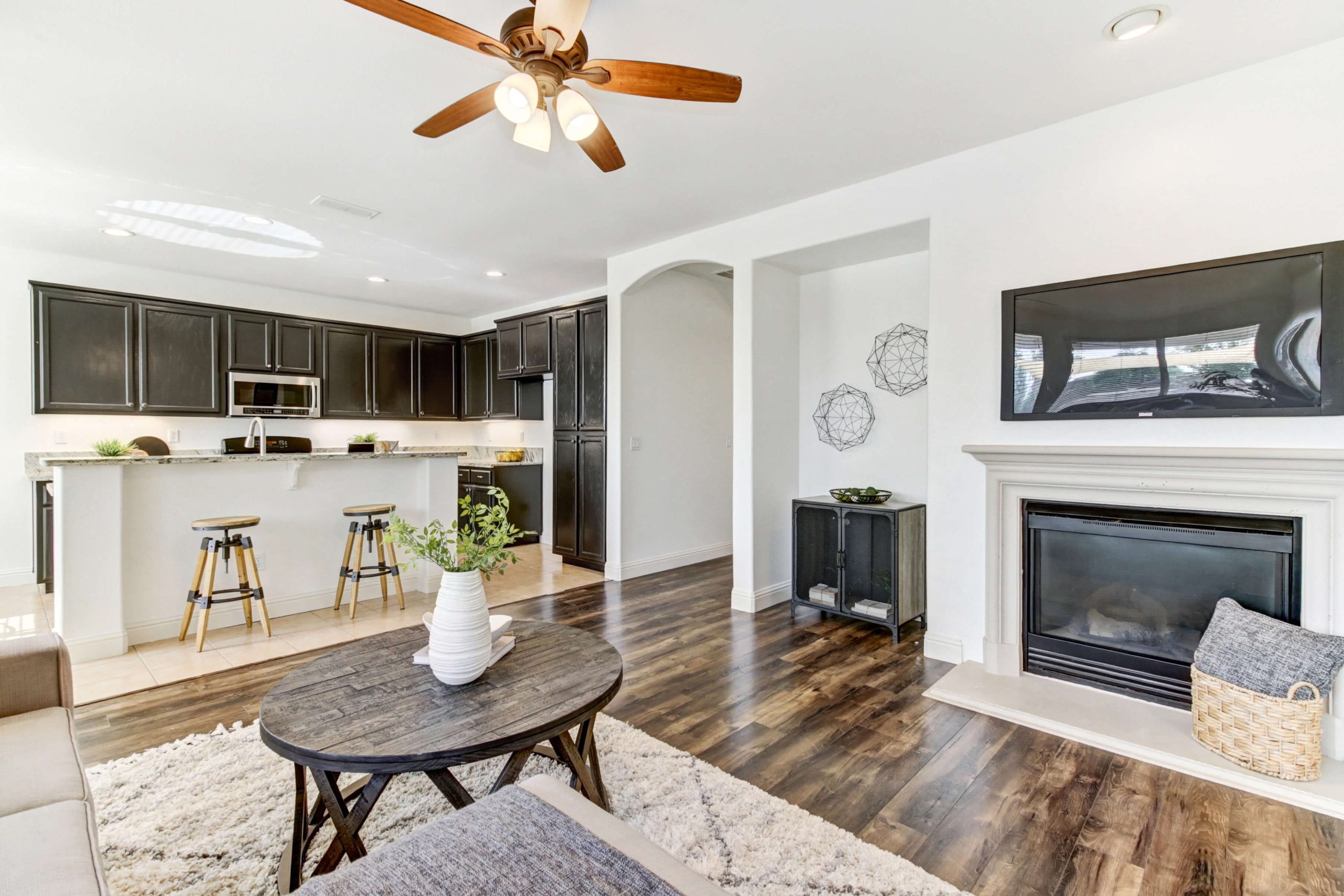 Brook Valley Way, Rancho Cordova - Premiere Home Staging & Design