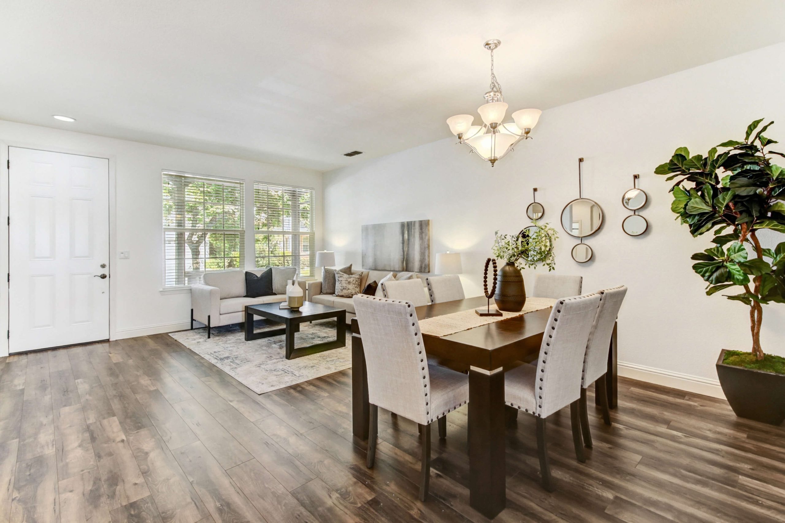 Brook Valley Way, Rancho Cordova - Premiere Home Staging & Design