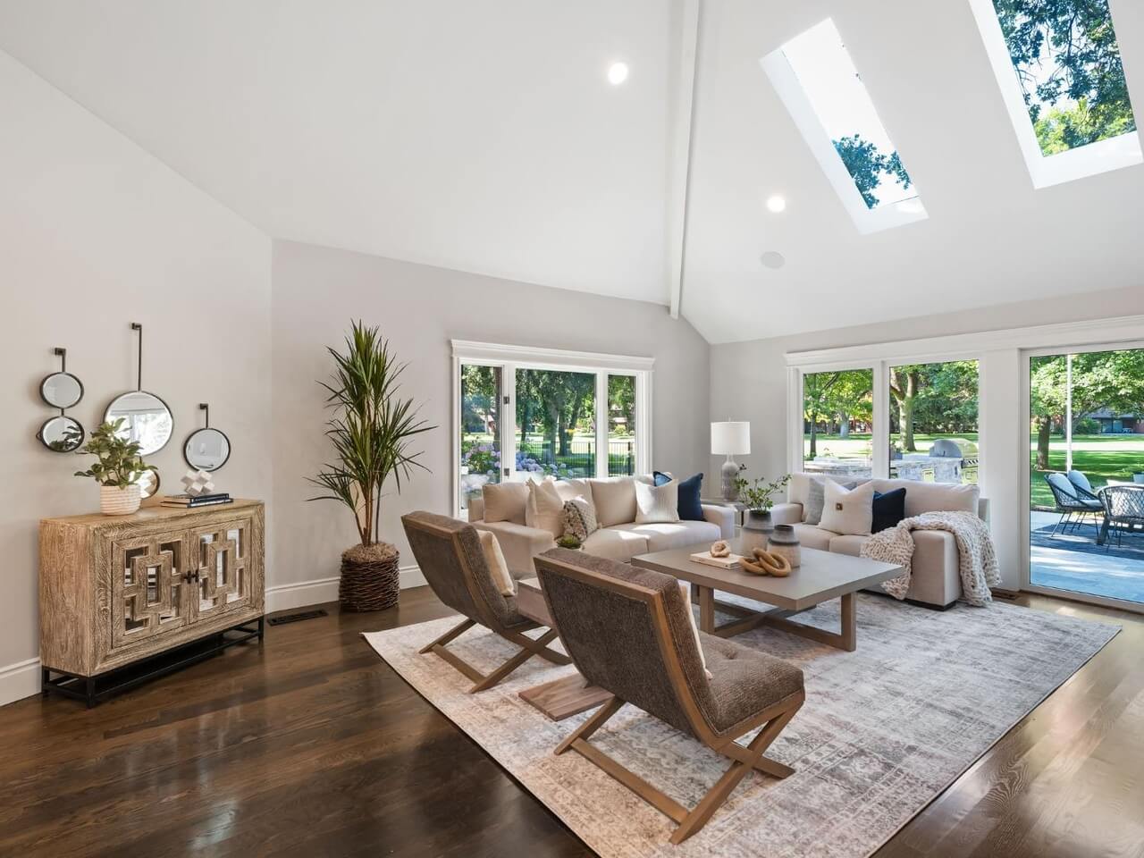 Fairway Ests, El Macero - Premiere Home Staging & Design