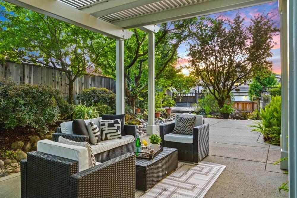 Luna Cir, Folsom - Premiere Home Staging & Design