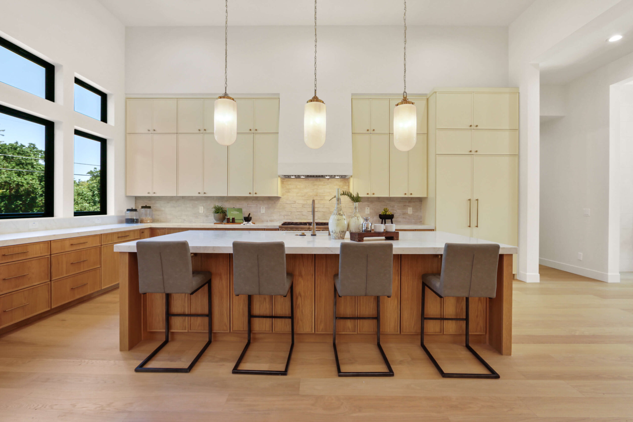 Pars Oak Ln, Carmichael - Premiere Home Staging & Design
