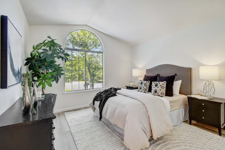 Pierpoint Cir, Folsom - Premiere Home Staging & Design