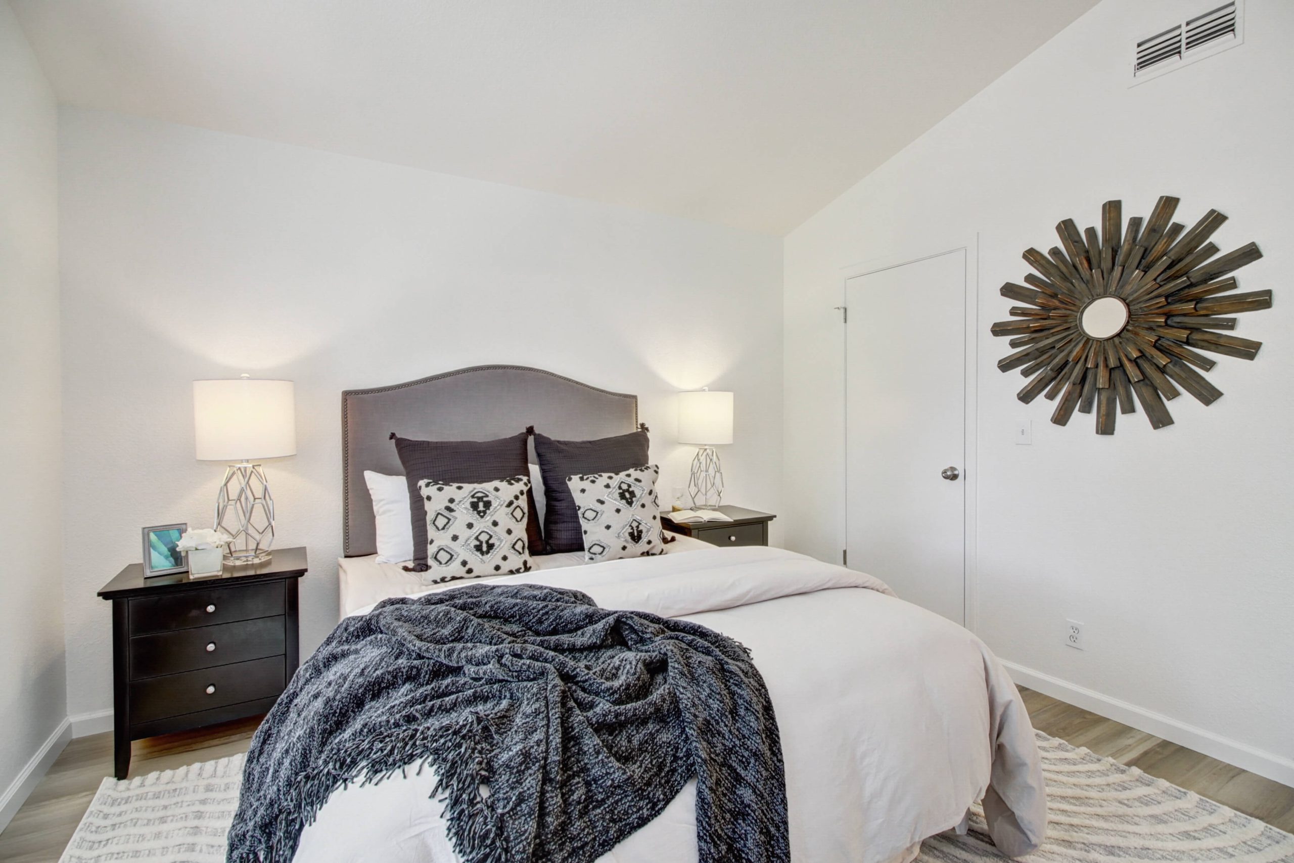 Pierpoint Cir, Folsom - Premiere Home Staging & Design