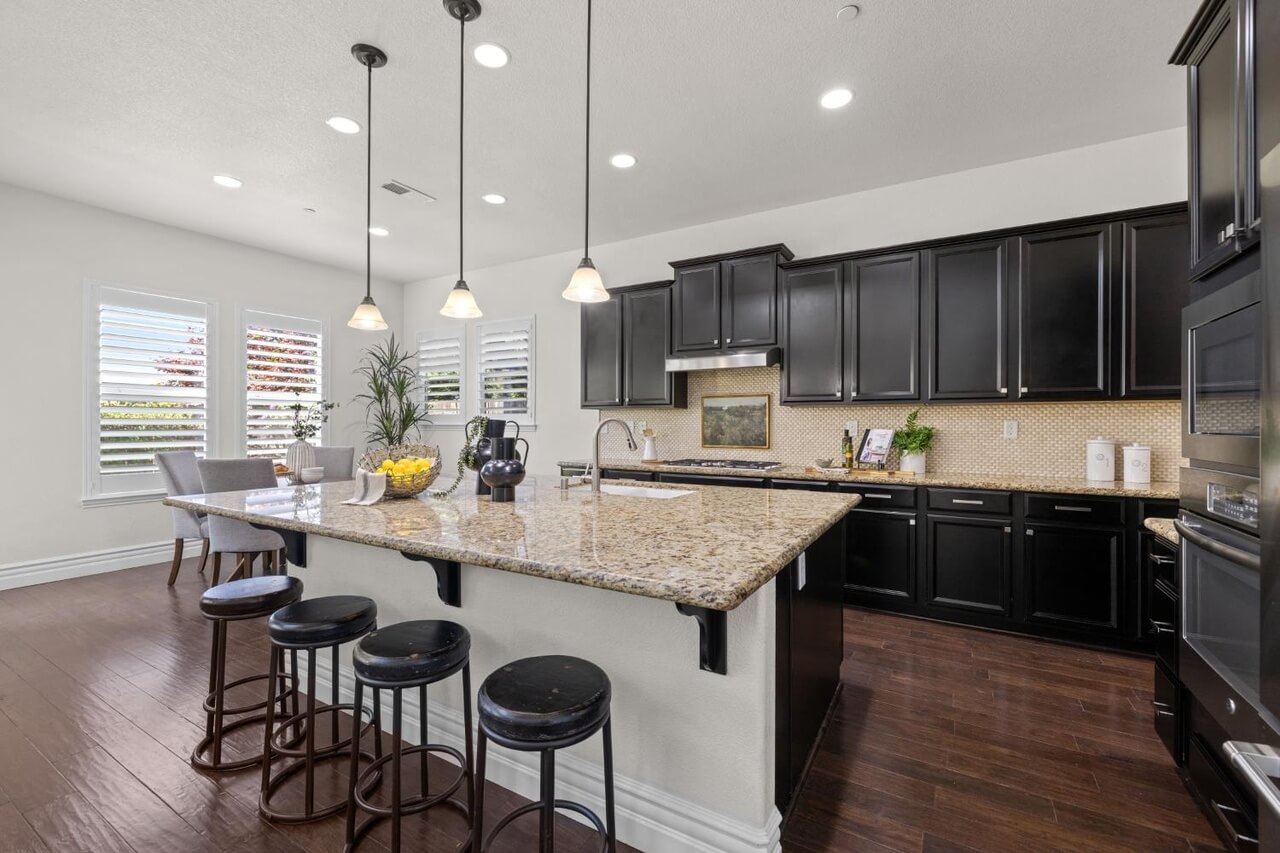 Summer Breeze Ct, Roseville - Premiere Home Staging & Design