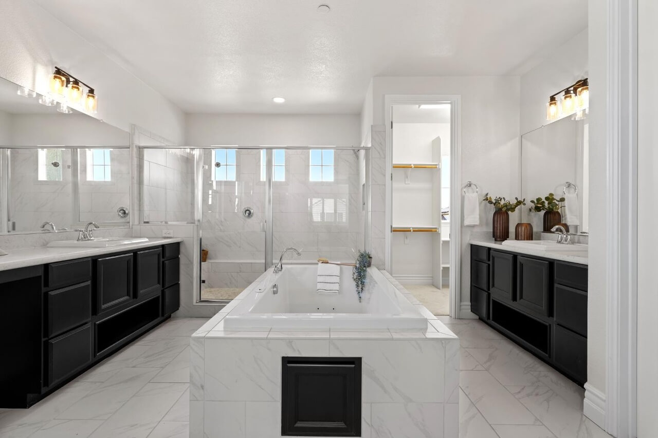 Summer Breeze Ct, Roseville - Premiere Home Staging & Design