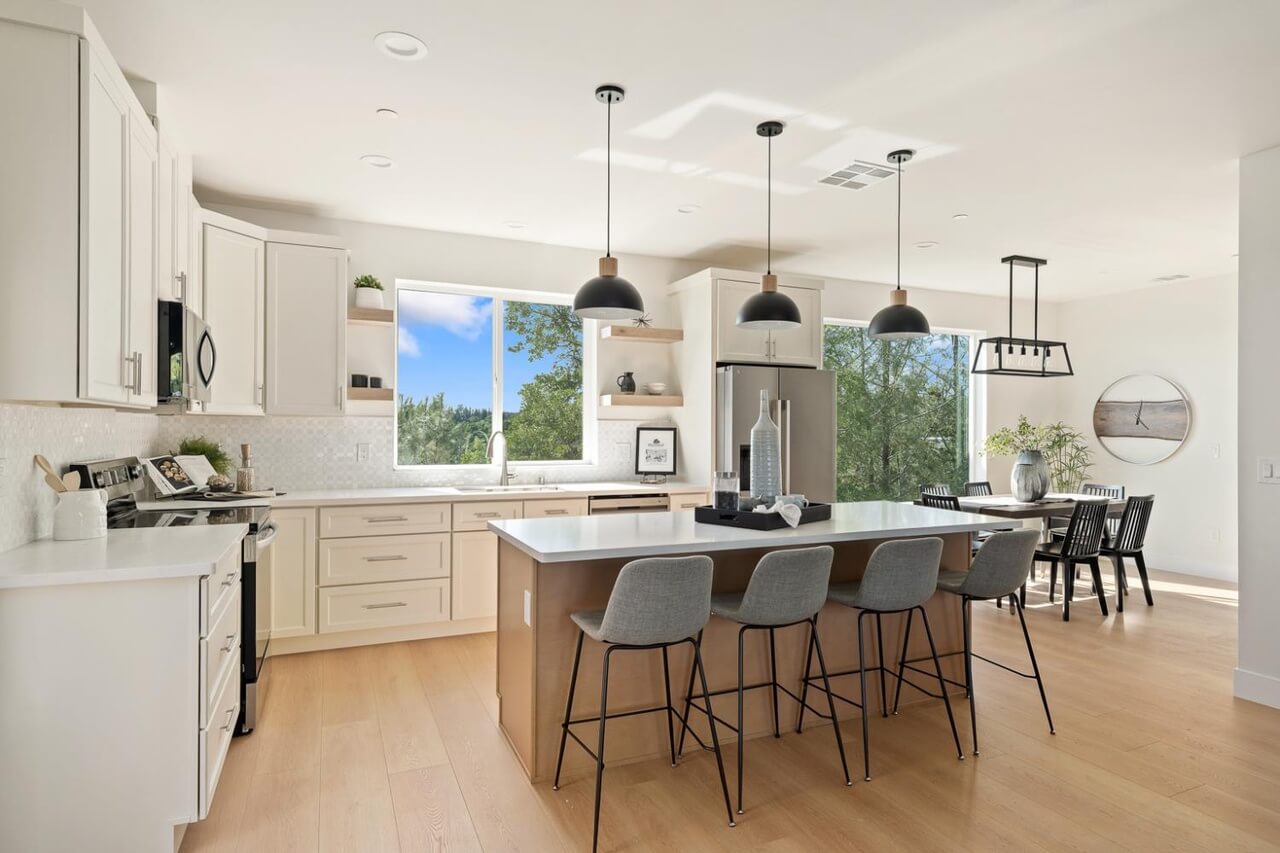 Swenson Ct, Auburn - Premiere Home Staging & Design
