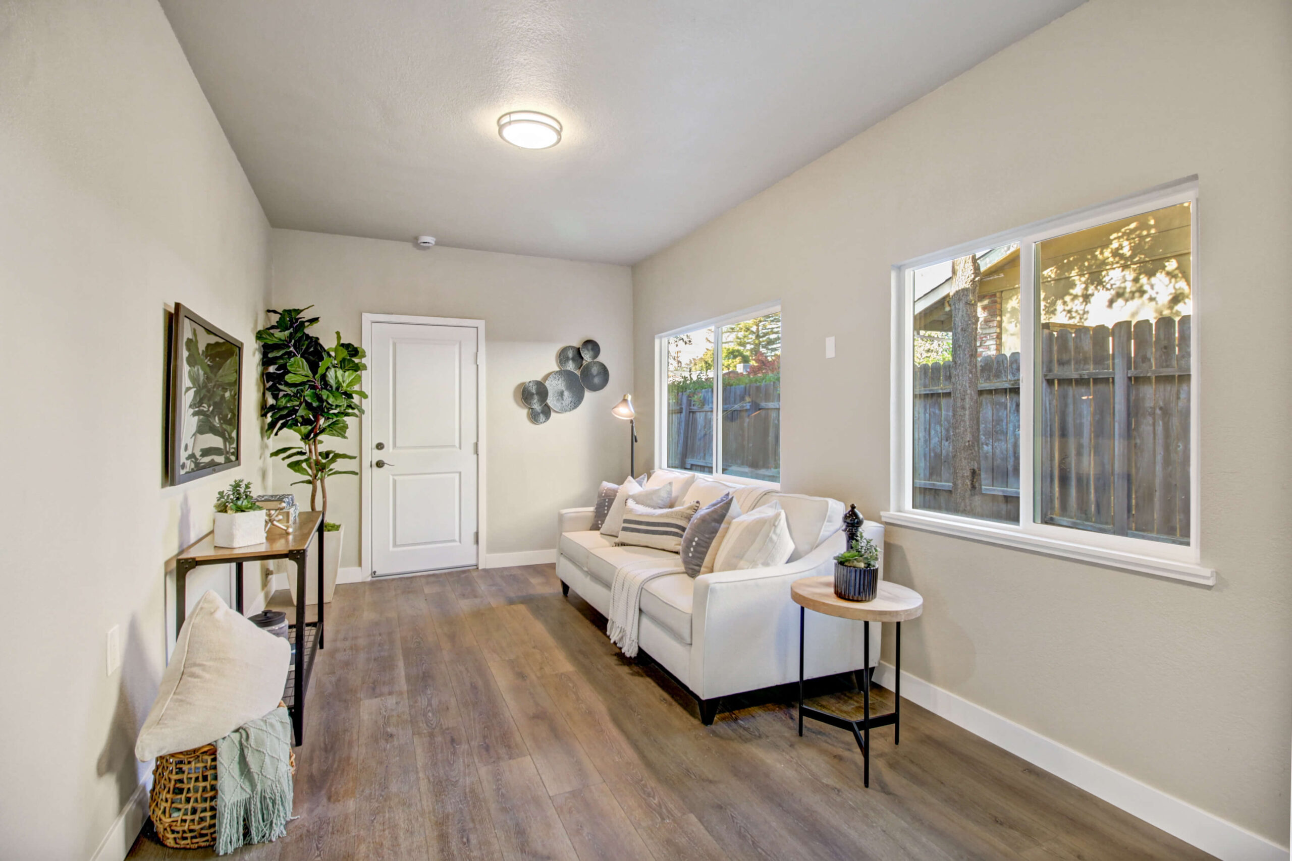 Valhalla Dr, Carmichael - Premiere Home Staging & Design