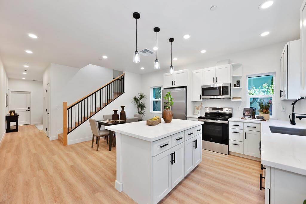 Chinatown Aly, Sacramento - Premiere Home Staging & Design