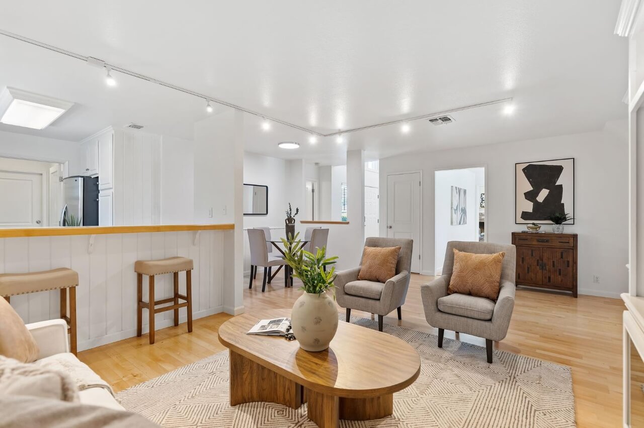 Blue Jay Way, Citrus Heights - Premiere Home Staging & Design