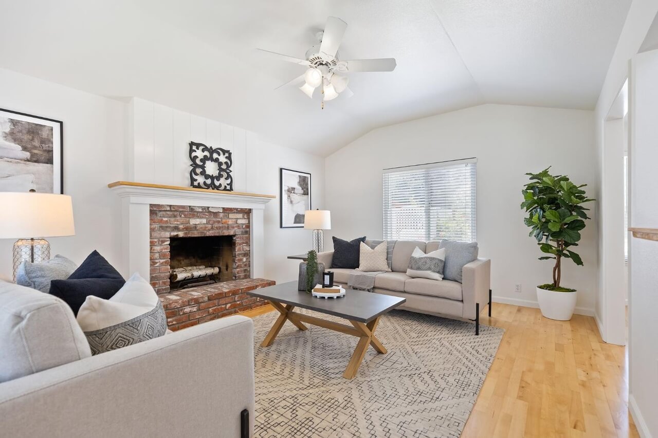 Blue Jay Way, Citrus Heights - Premiere Home Staging & Design
