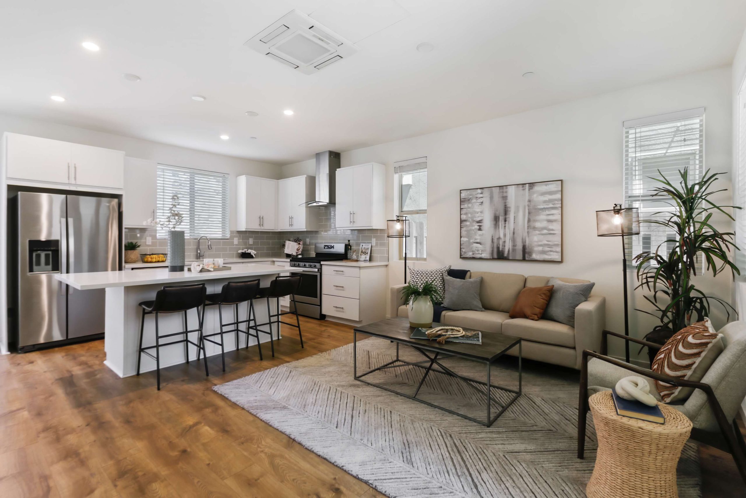 Crate Ave, Sacramento - Premiere Home Staging & Design