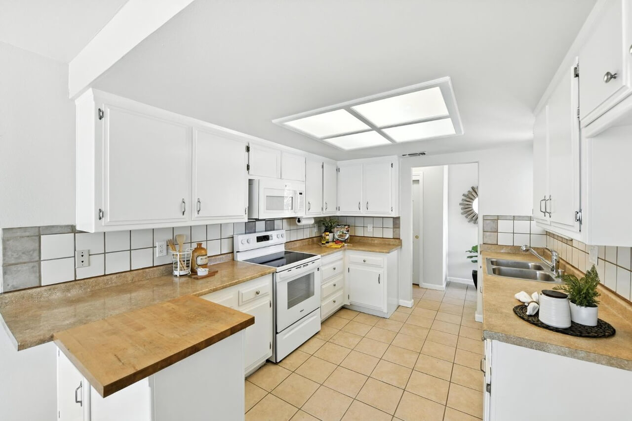 Elm St, Roseville - Premiere Home Staging & Design