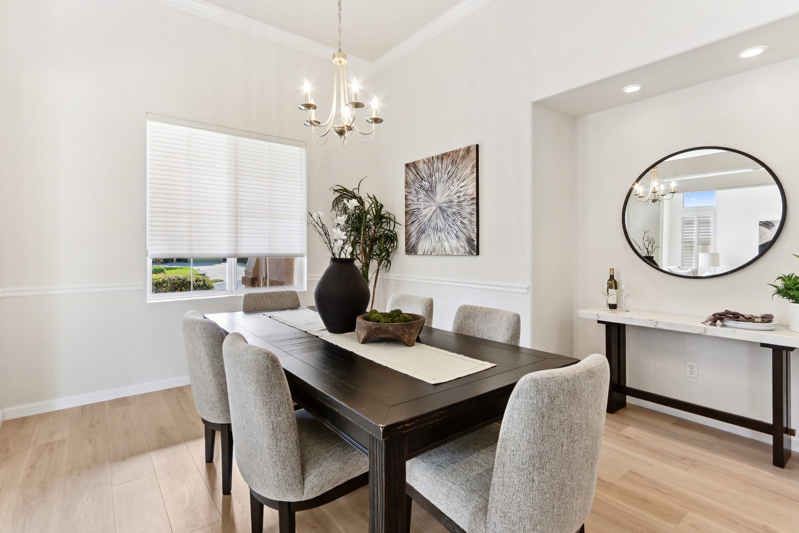Hawk Crest Wat, Roseville - Premiere Home Staging & Design