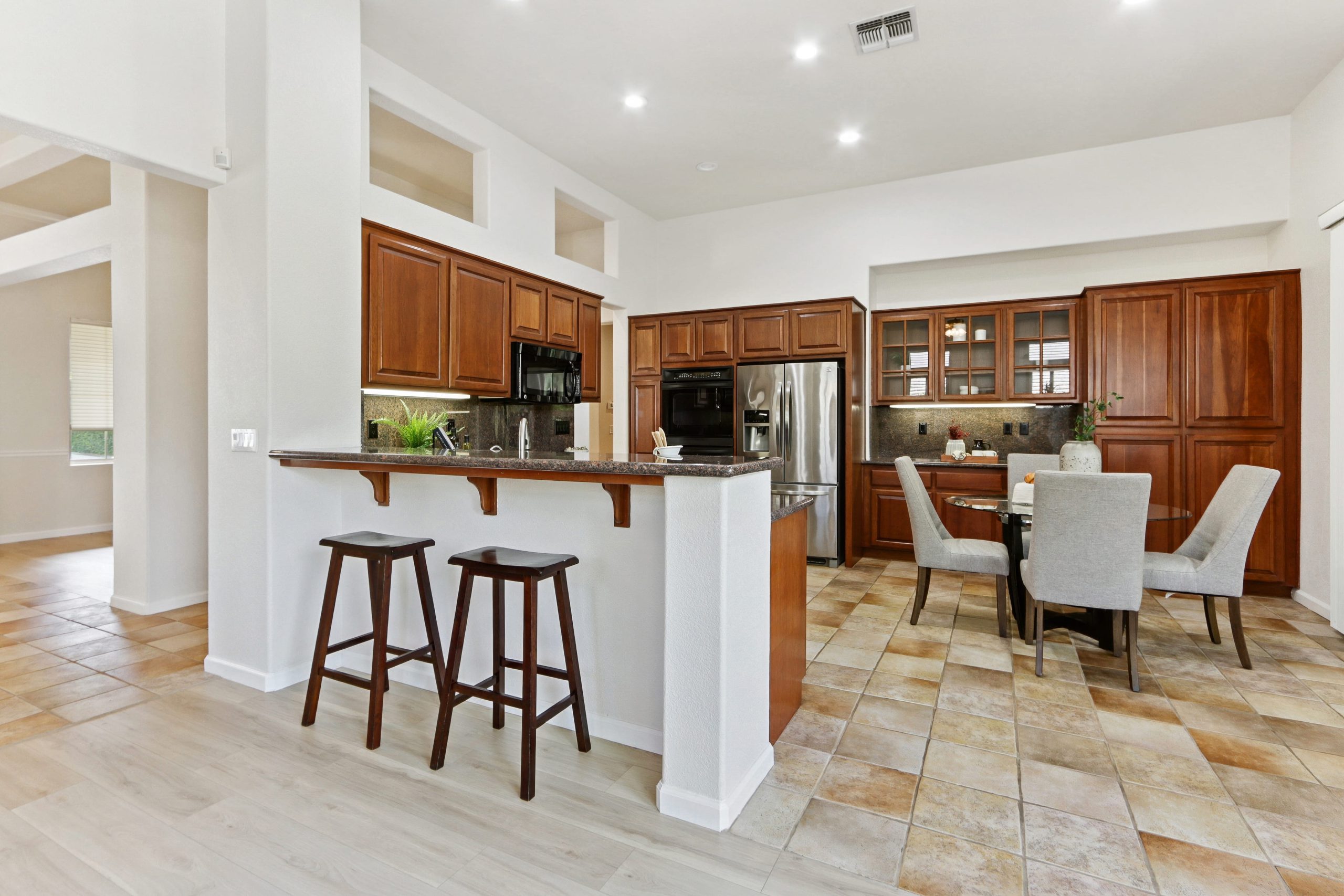 Hawk Crest Wat, Roseville - Premiere Home Staging & Design