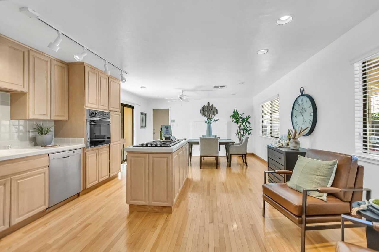Parish Ct, Sacramento - Premiere Home Staging & Design