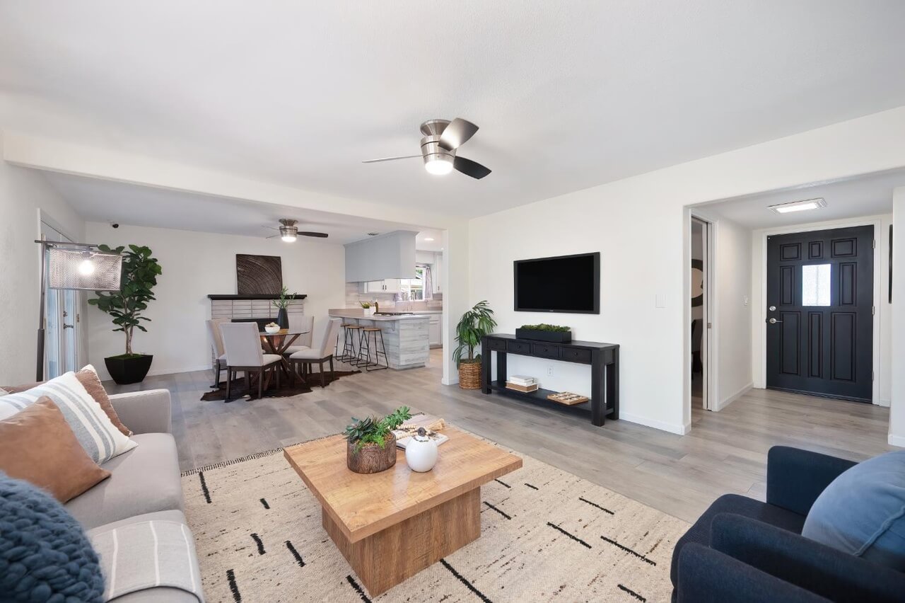 Rinconada Dr, Citrus Heights - Premiere Home Staging & Design