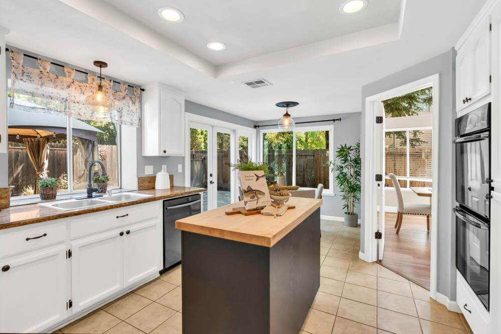 S Lexington, Folsom - Premiere Home Staging & Design