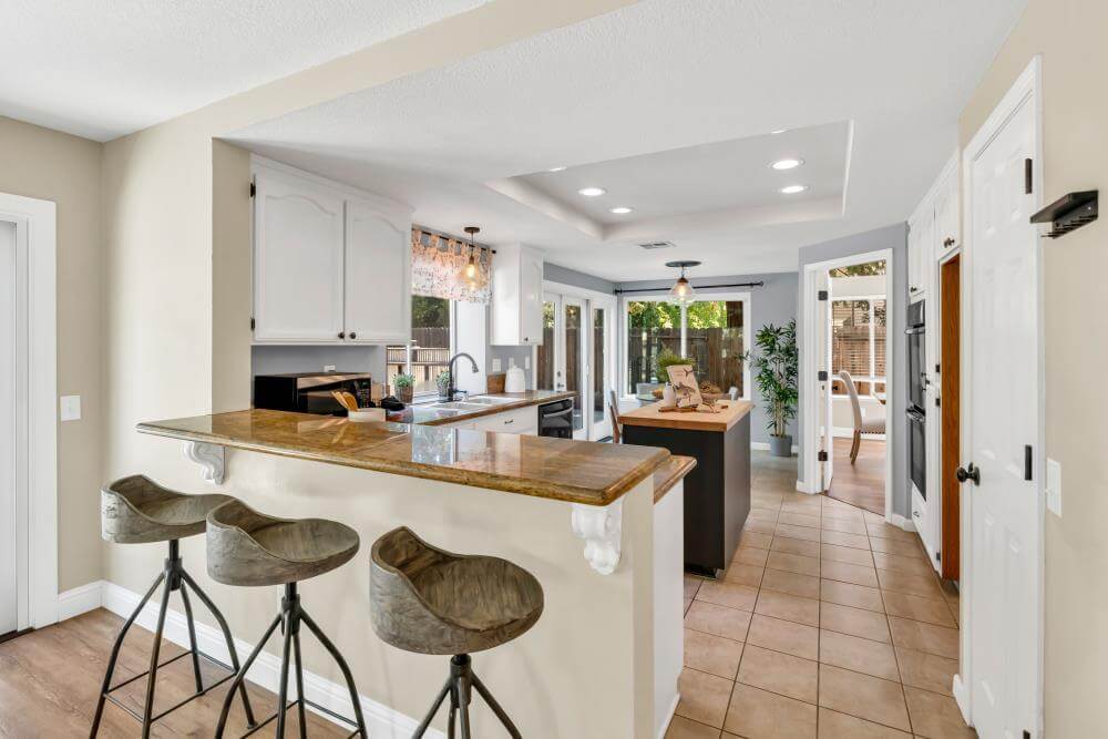 S Lexington, Folsom - Premiere Home Staging & Design