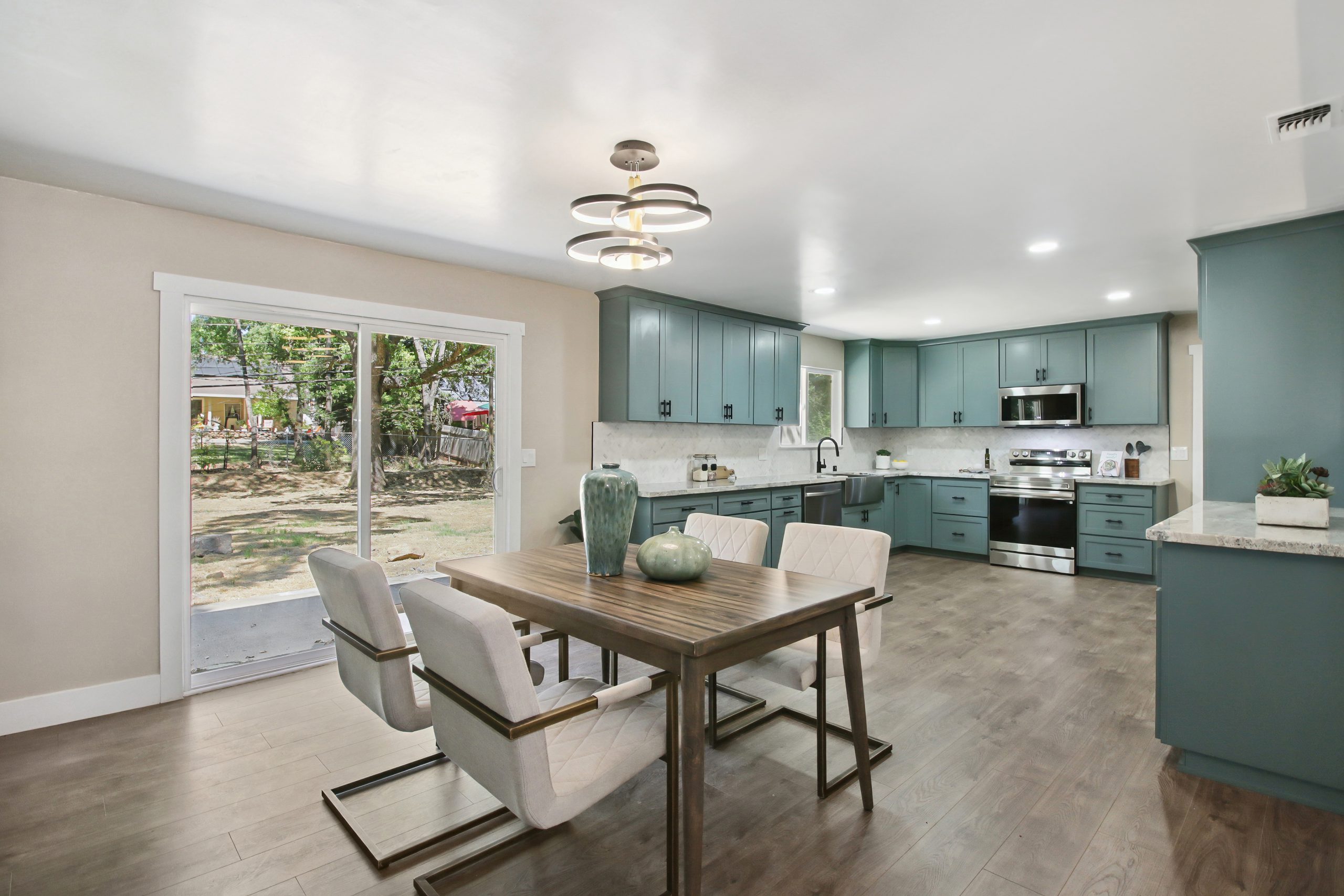 Sheridan Rd, Cameron Park - Premiere Home Staging & Design