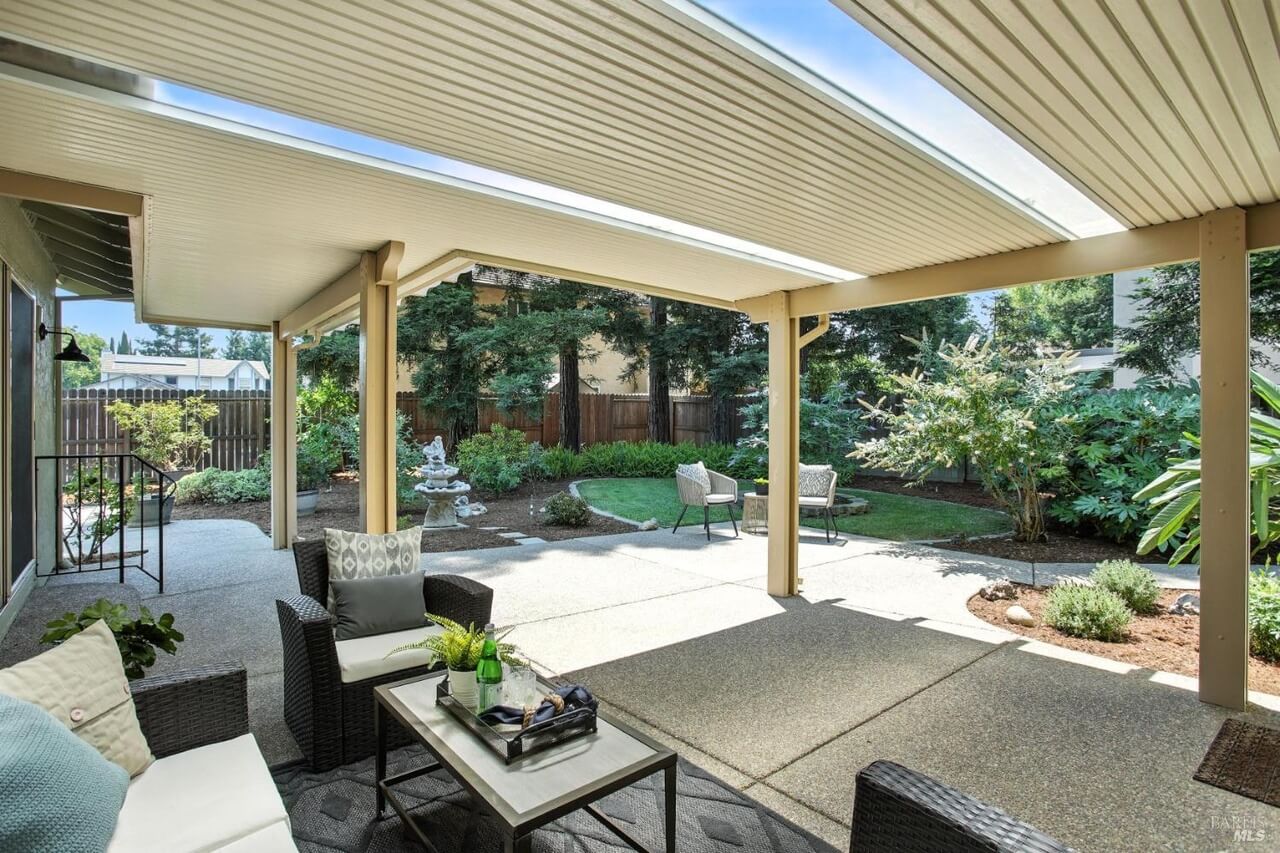Stonewood Dr, Vacaville - Premiere Home Staging & Design