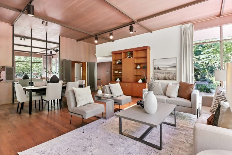 Barberry Ln, Sacramento - Premiere Home Staging & Design