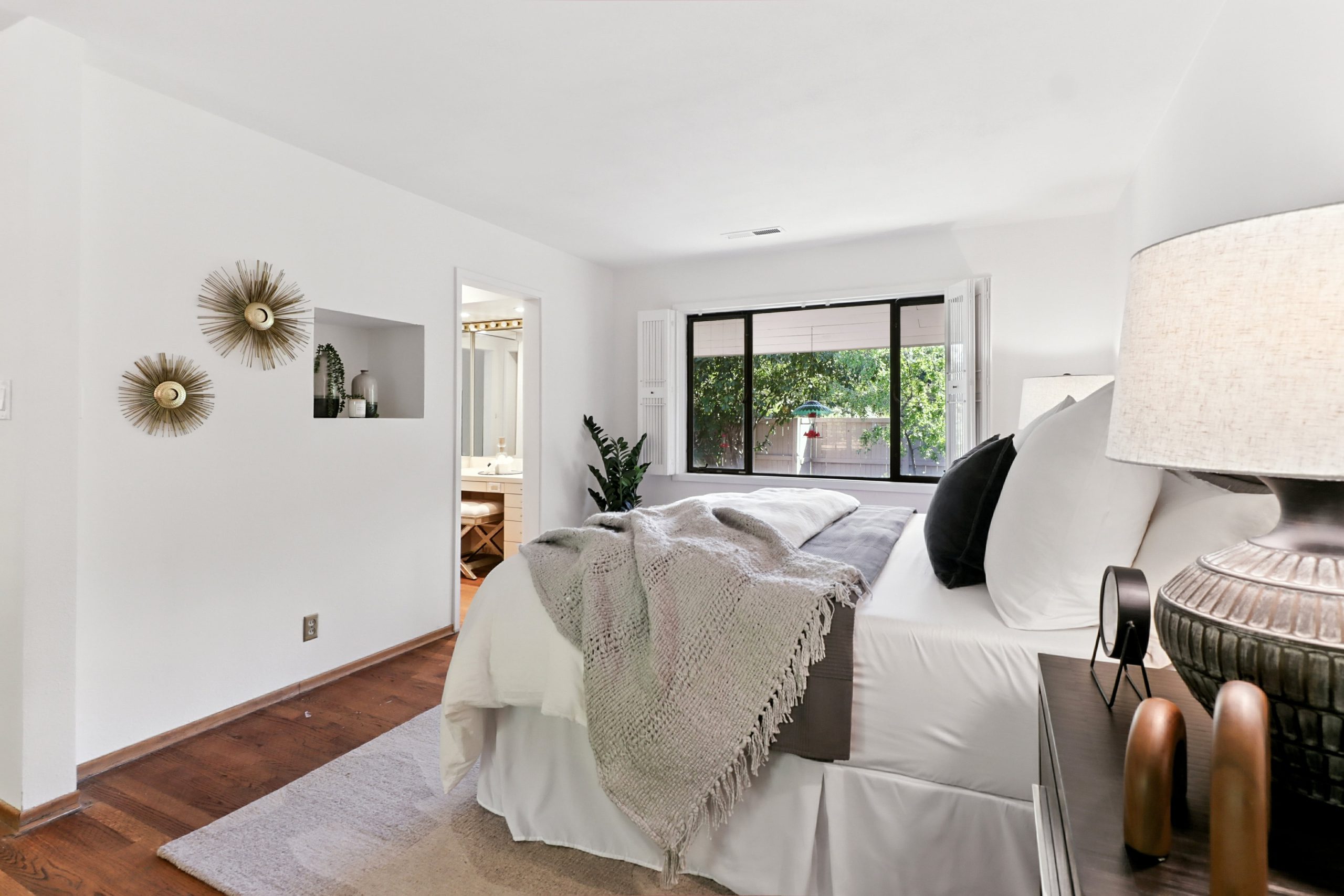 Barberry Ln, Sacramento - Premiere Home Staging & Design