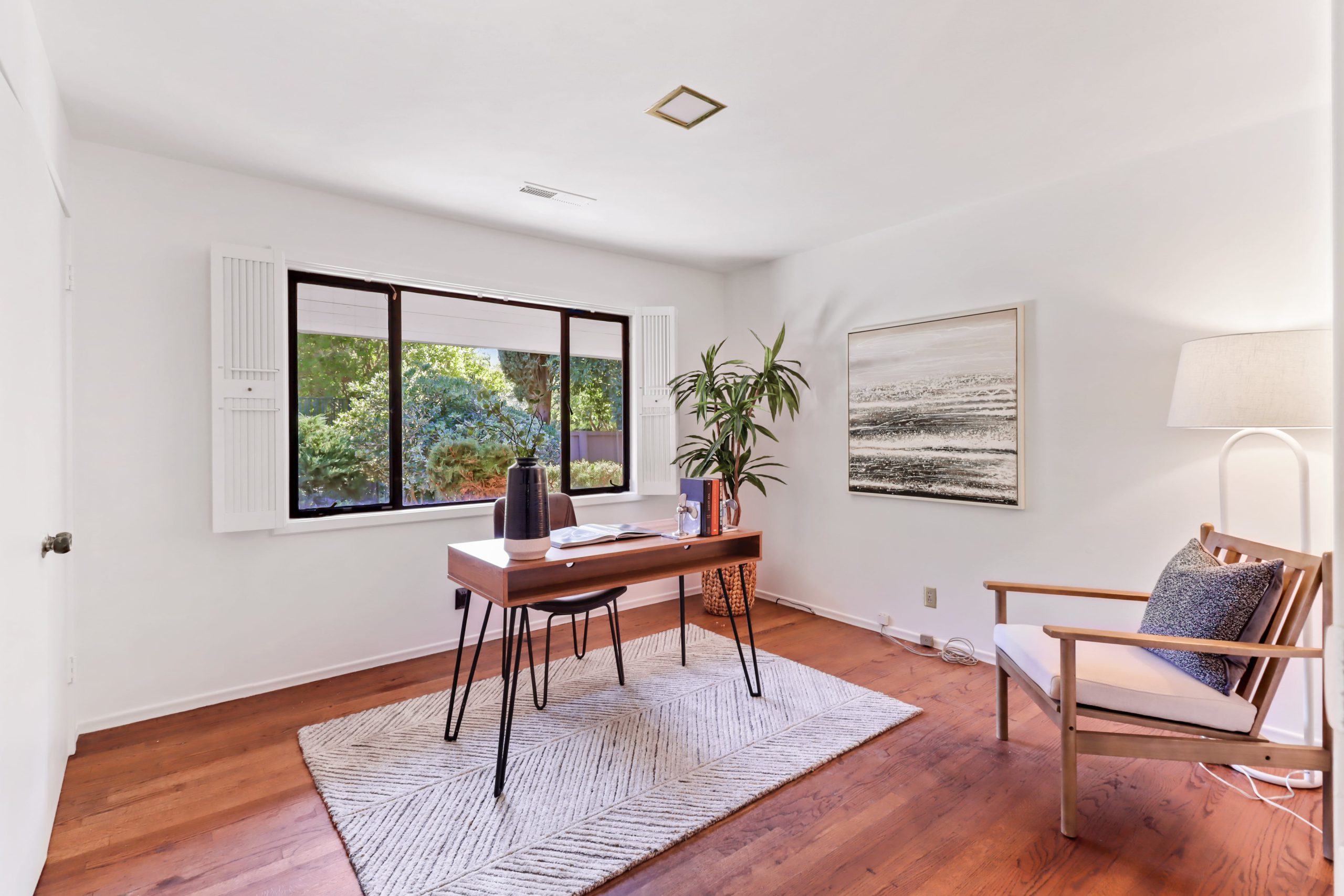 Barberry Ln, Sacramento - Premiere Home Staging & Design