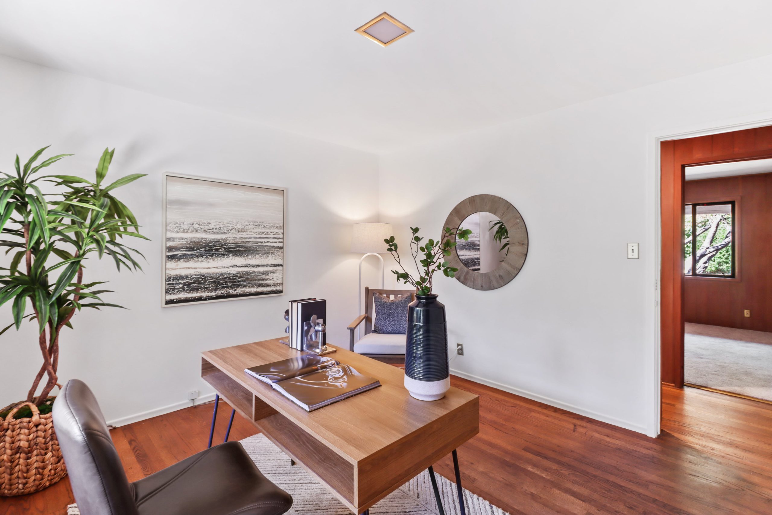 Barberry Ln, Sacramento - Premiere Home Staging & Design