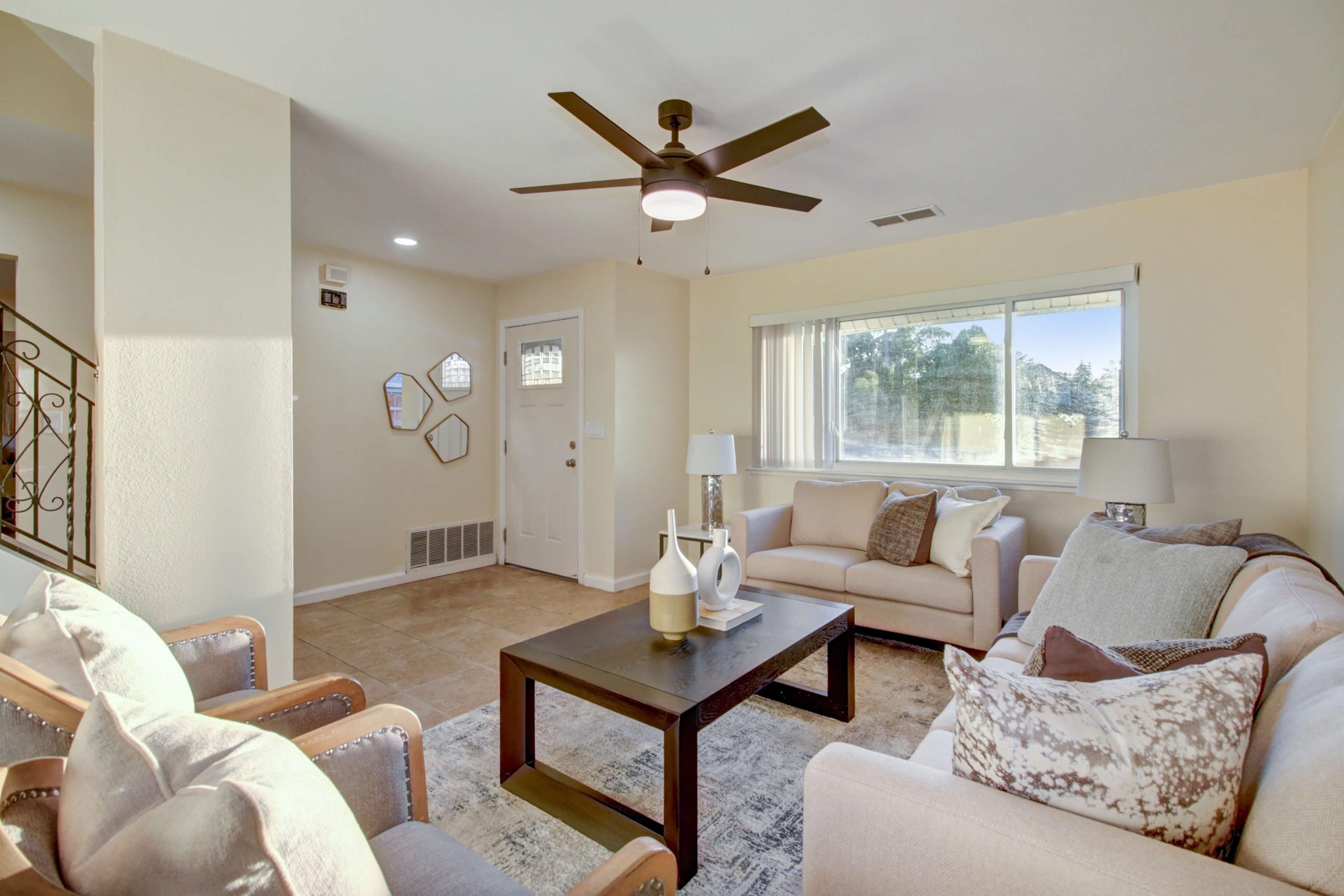 Drury Ct, Sacramento - Premiere Home Staging & Design
